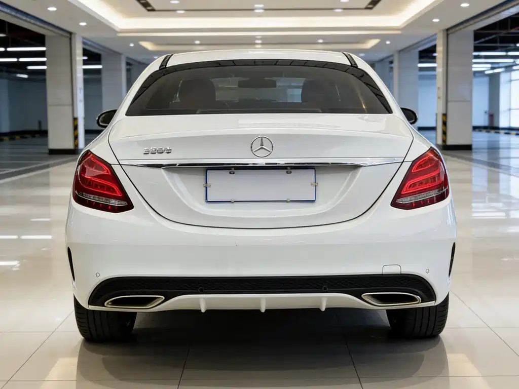 Mercedes-Benz C-Class — миниатюра 8