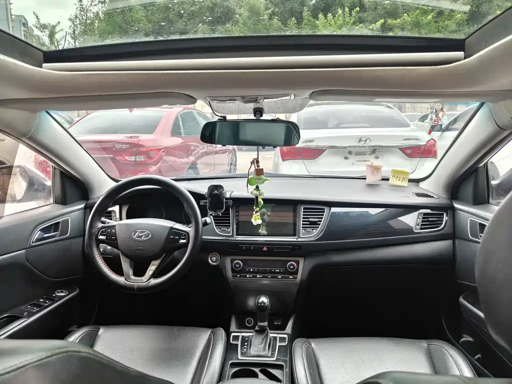 Hyundai Mistra — миниатюра 6