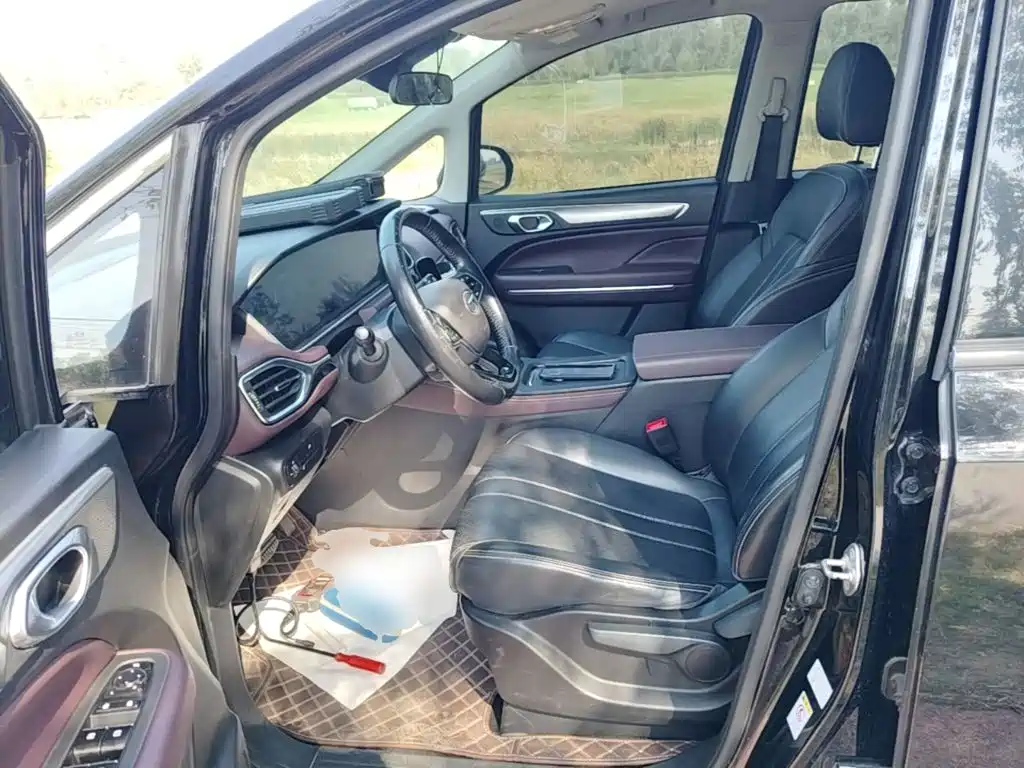 GAC Motor Trumpchi M6 — миниатюра 15
