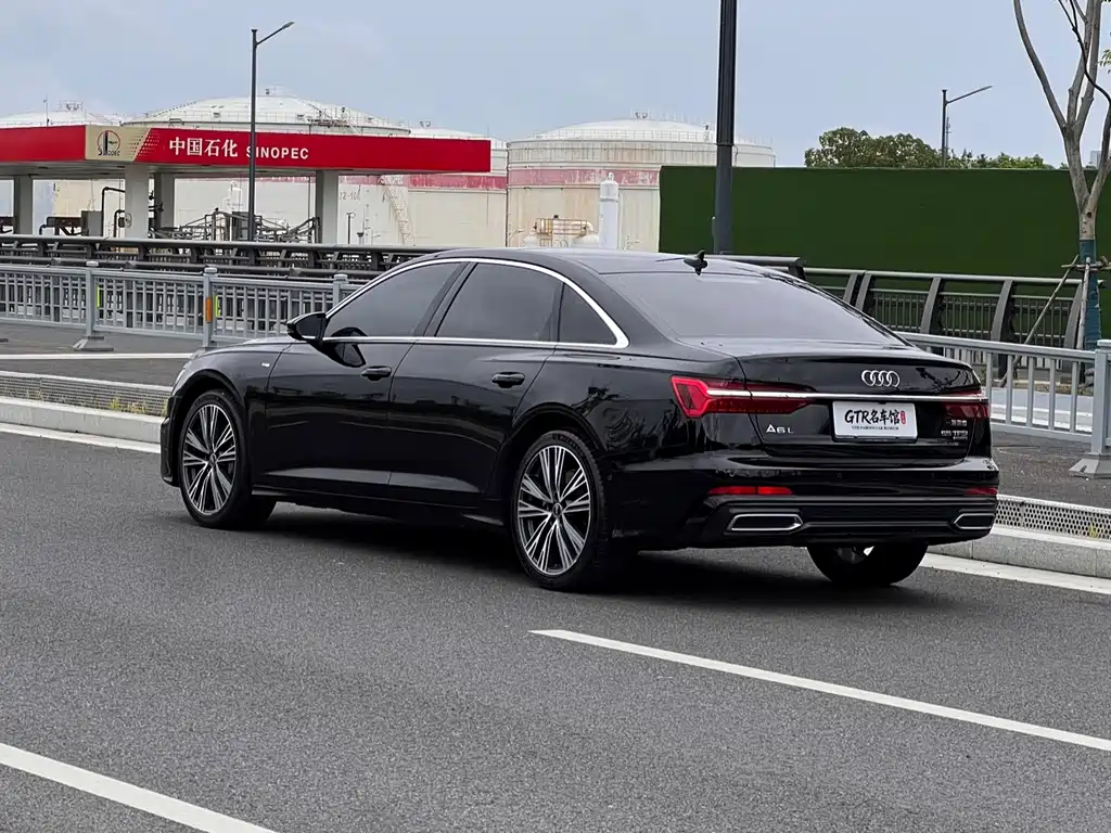 Audi A6L — миниатюра 9