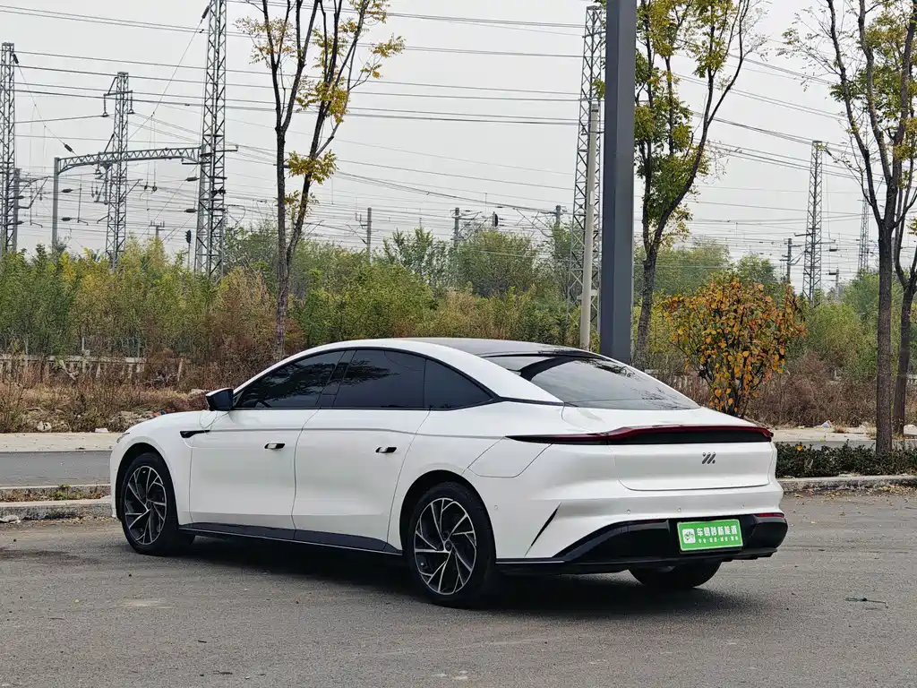 ZHIJI AUTOMOBILE ZHIJI L7