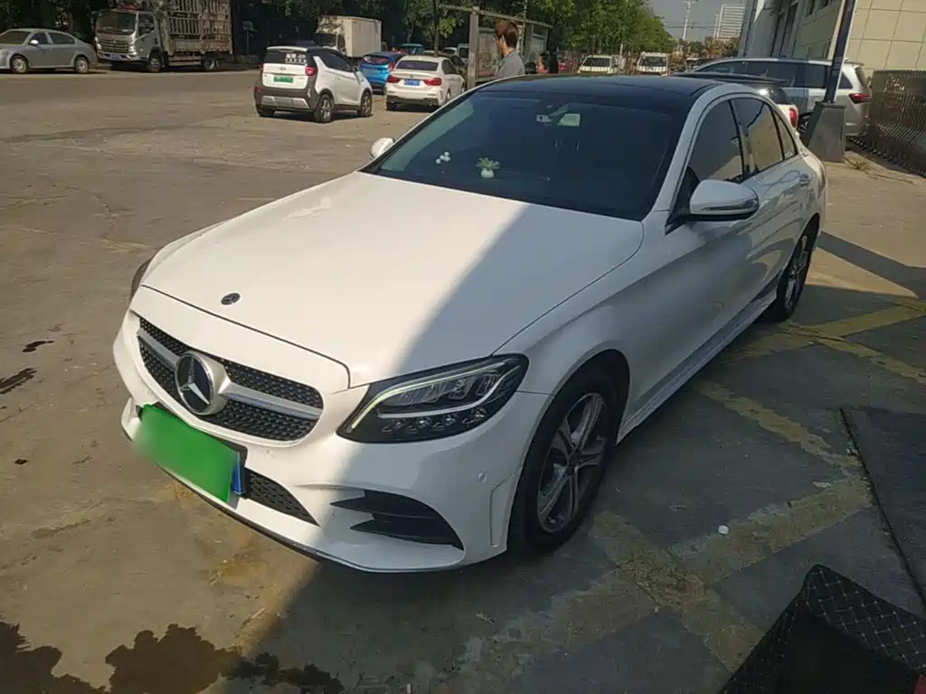 Mercedes-Benz C-Class — миниатюра 2