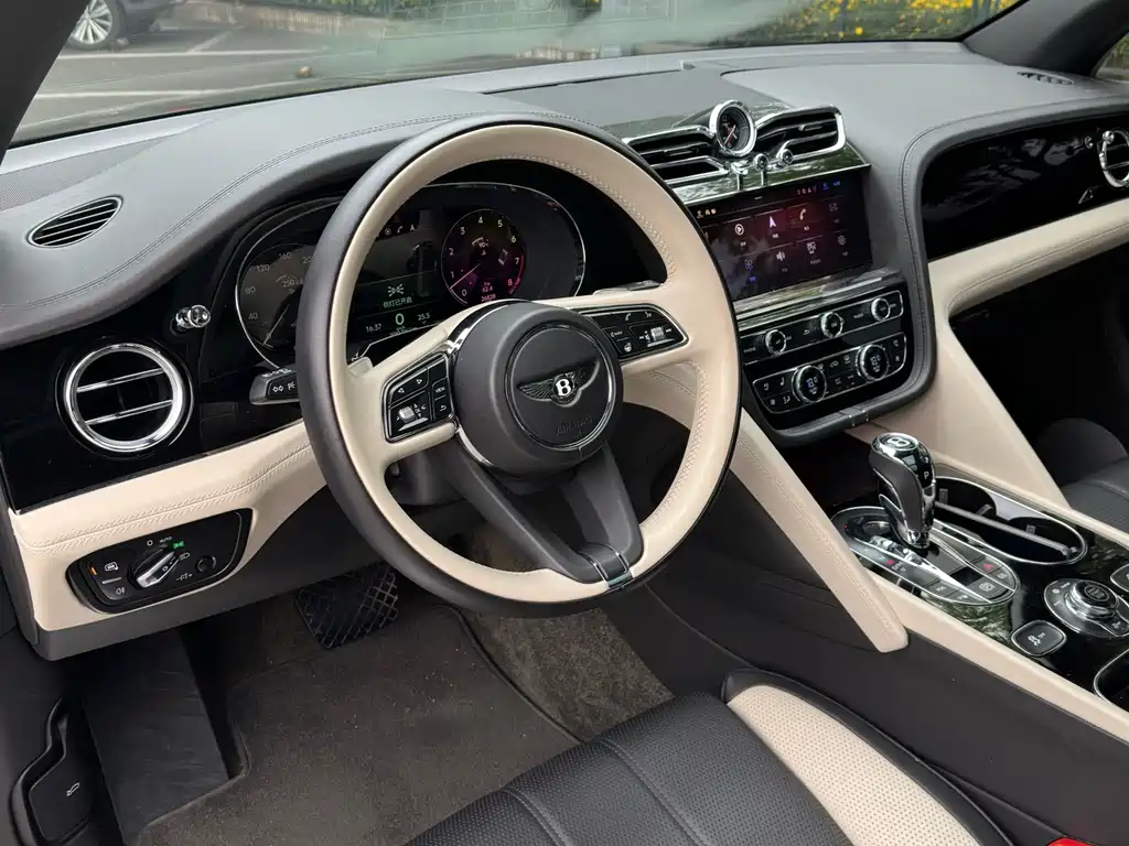Bentley Bentayga 2022 4.0T V8 S