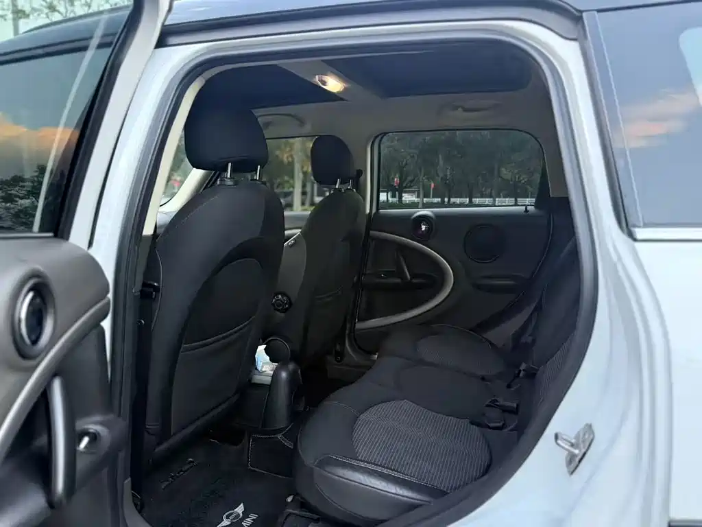 MINI Mini Countryman — миниатюра 7
