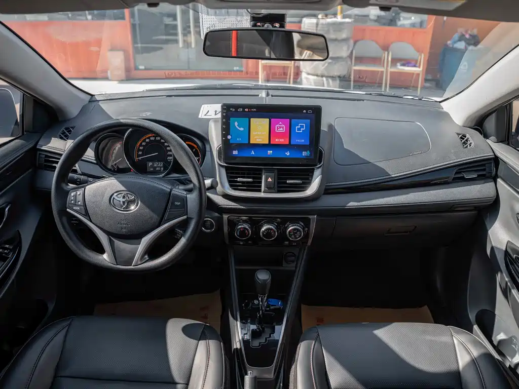 TOYOTA YARIS L ZHIXUAN