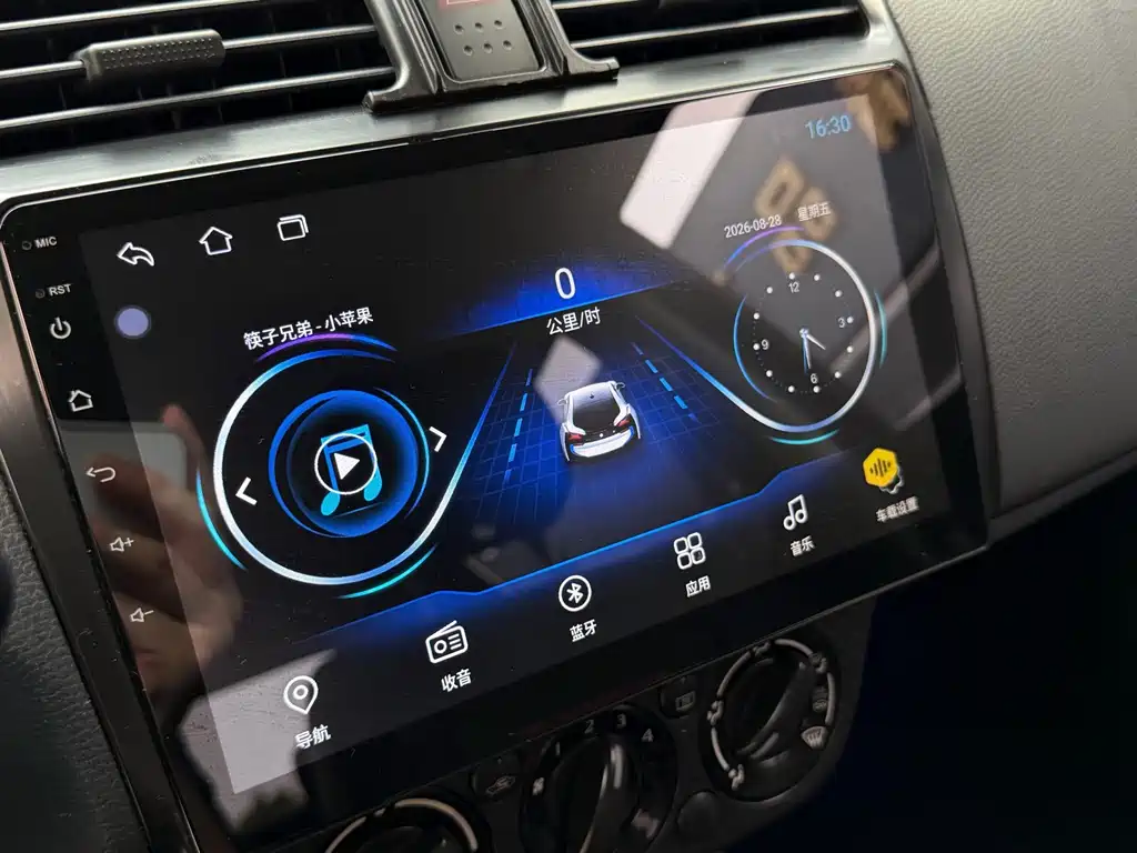 Suzuki Swift — миниатюра 19
