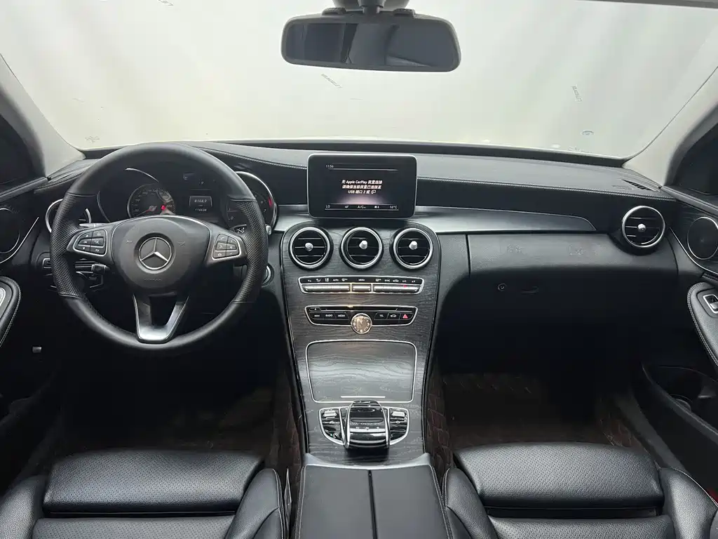 Mercedes-Benz C-Class — миниатюра 16