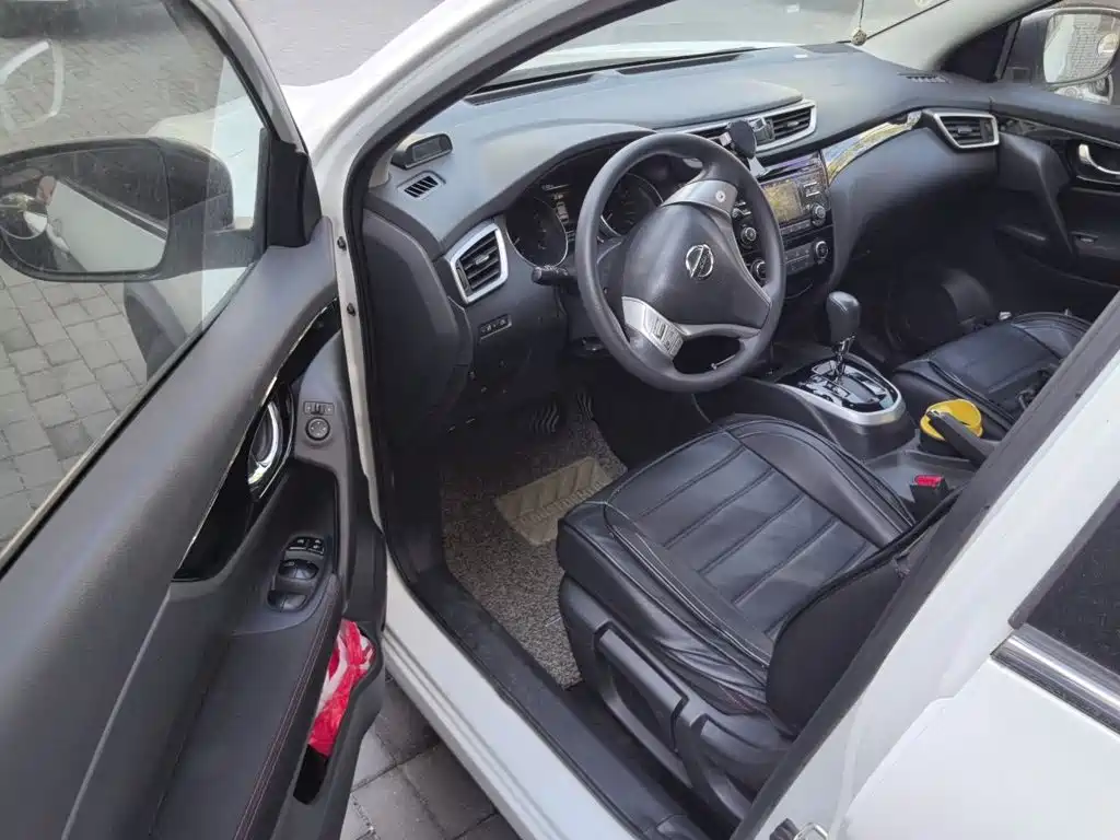 Nissan Qashqai — миниатюра 12
