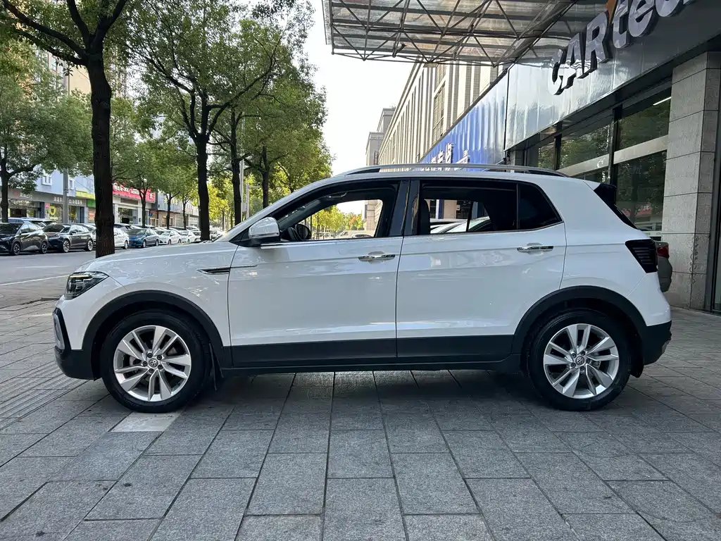 Volkswagen T-Cross — миниатюра 11