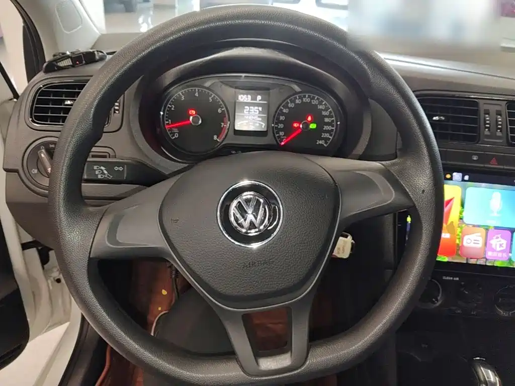 Volkswagen Polo — миниатюра 11