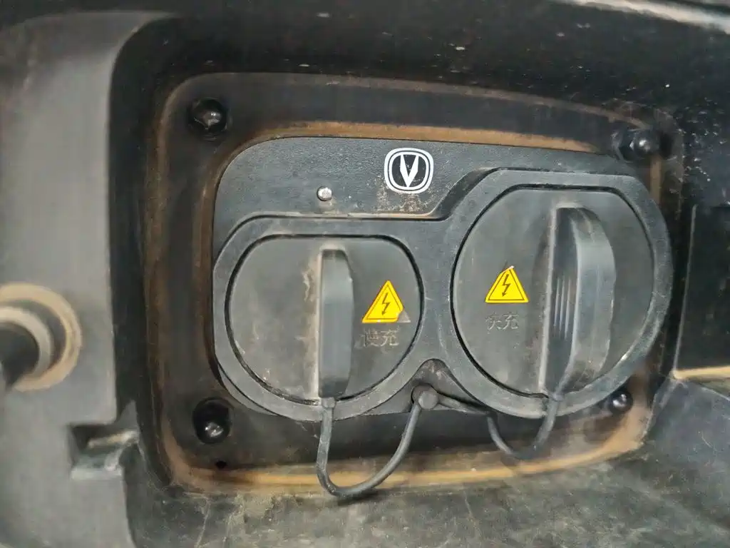 Changan UNI-V iDD — миниатюра 5