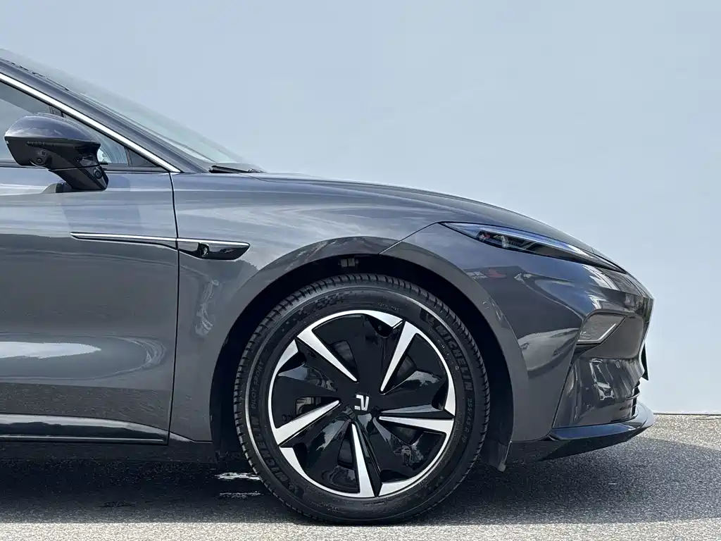 Roewe Feifan F7 — миниатюра 6
