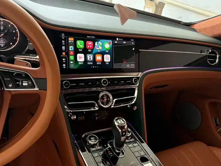 Bentley Flying Spur — миниатюра 13