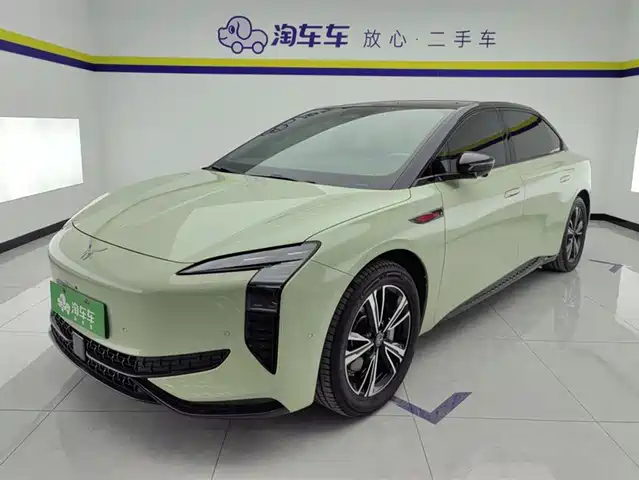 Hongqi HONGQI EH7 2024