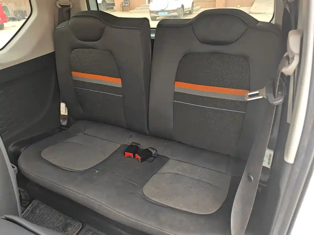 Wuling MINIEV — миниатюра 17
