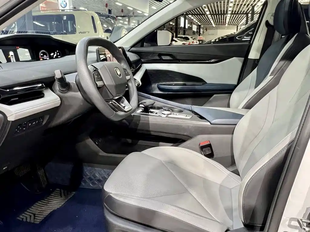 Changan UNI-V iDD — миниатюра 15