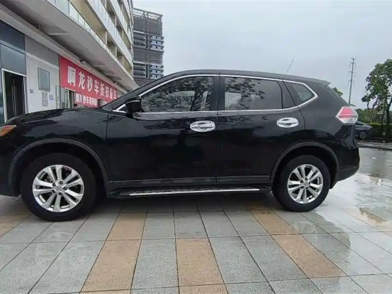 Nissan X-Trail — миниатюра 3