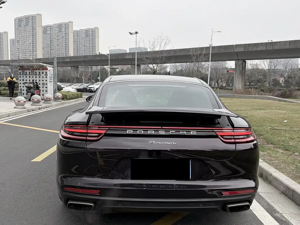 Porsche Panamera — миниатюра 6