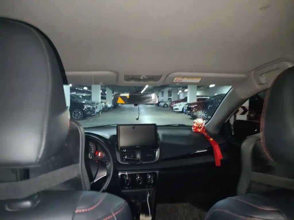 Toyota Yaris L — миниатюра 14