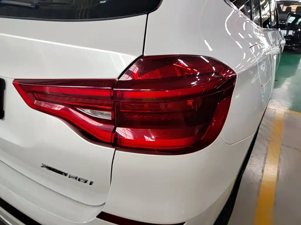 BMW X3 — миниатюра 8