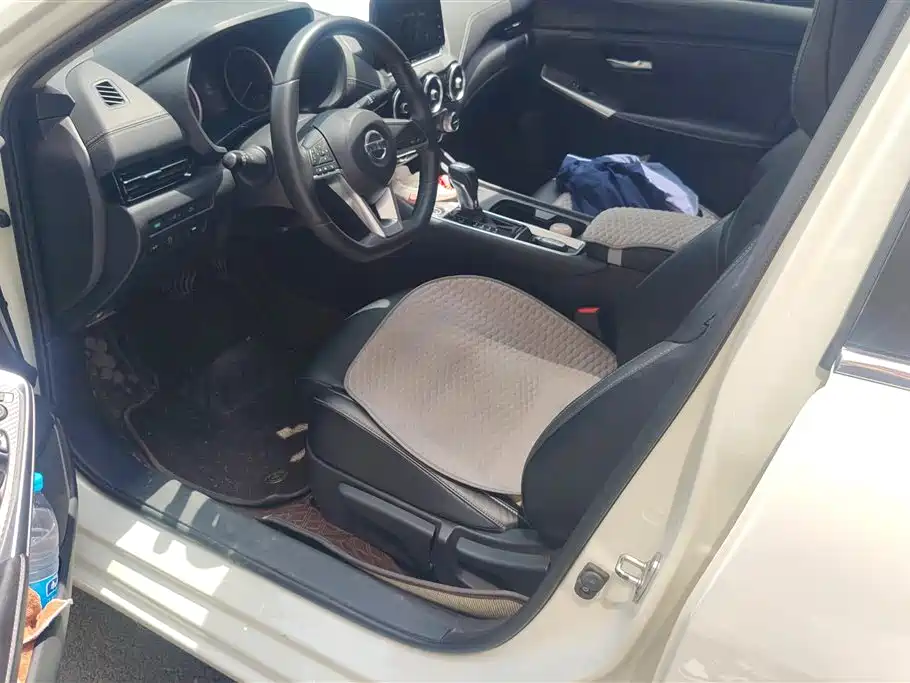 Nissan Sylphy 2022 1.6L XL CVT Enjoy