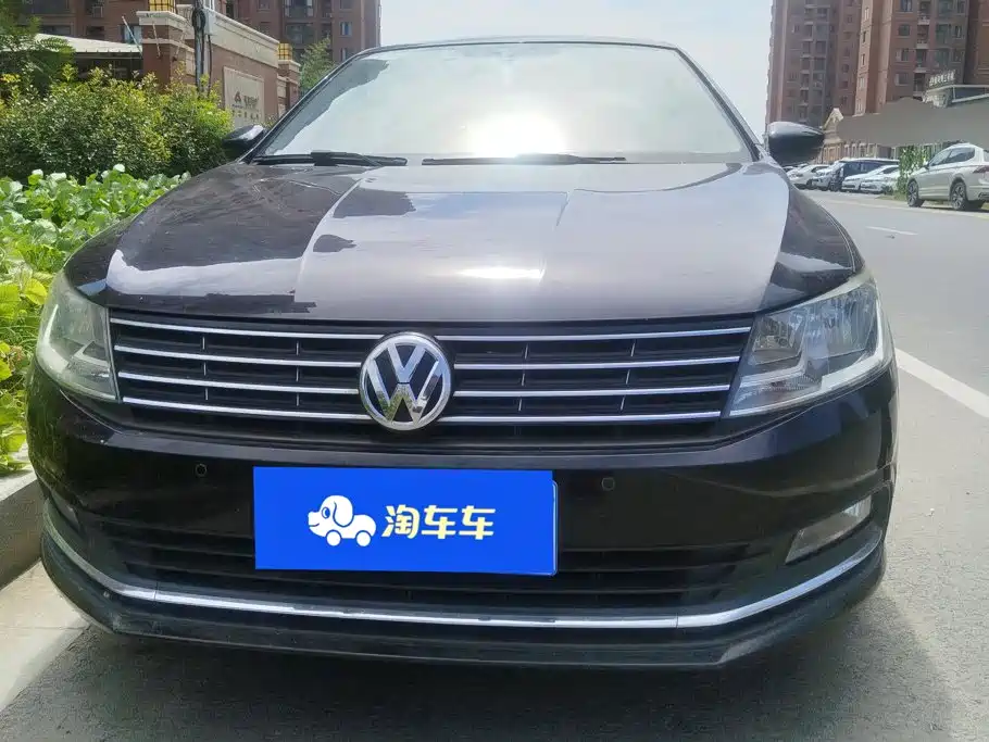 Volkswagen Lavida — миниатюра 2