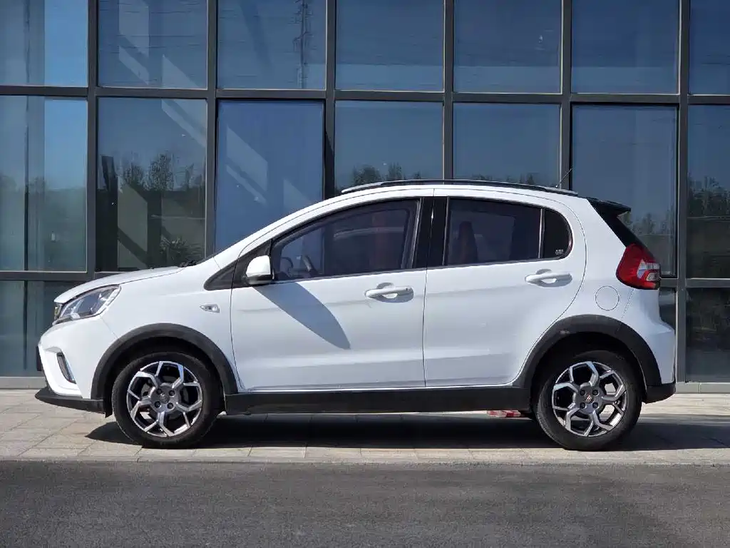Geely X1 2017 1.3L AT