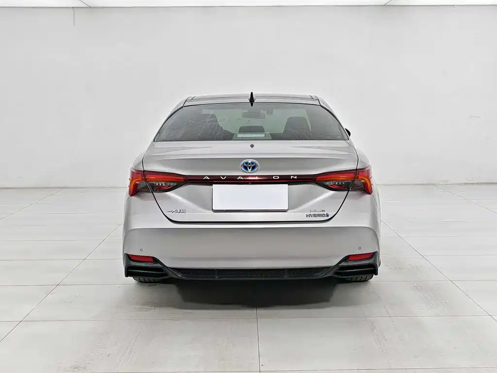 Toyota Avalon 2019 2.5L XLE Luxury V