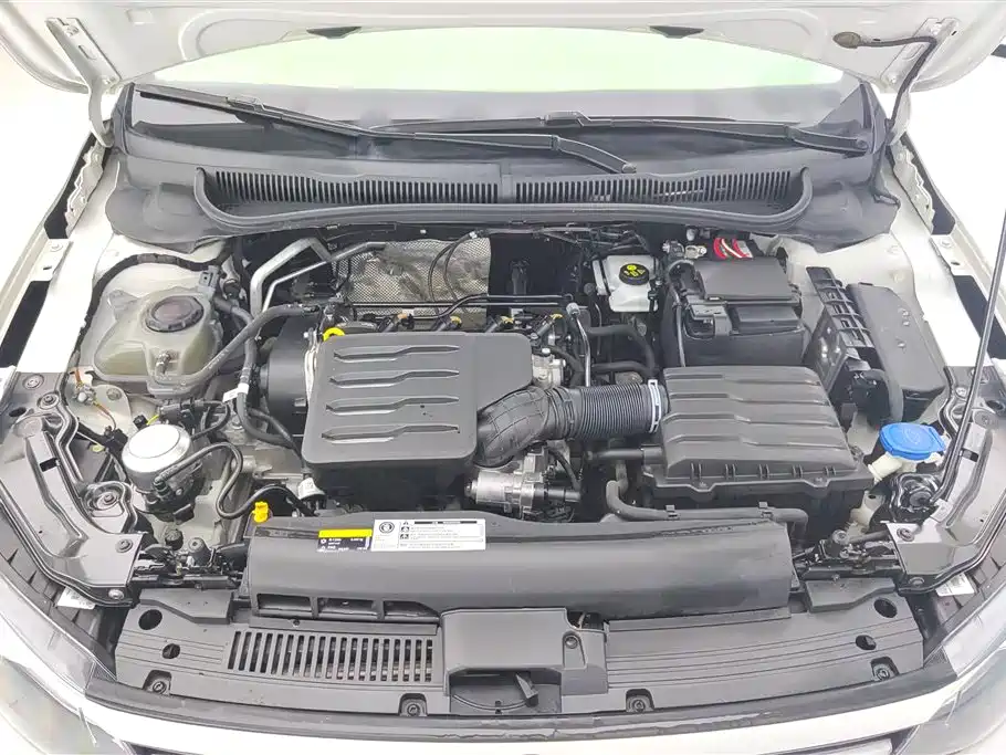 Volkswagen Polo 2021 Plus 1.5L AT