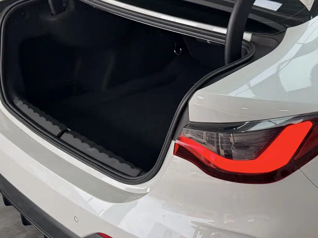BMW 4 Series — миниатюра 15
