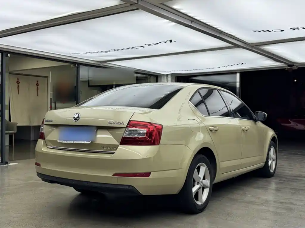 Skoda Octavia — миниатюра 6