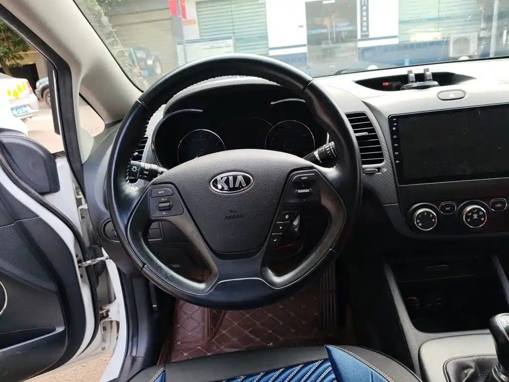 Kia K3 — миниатюра 11