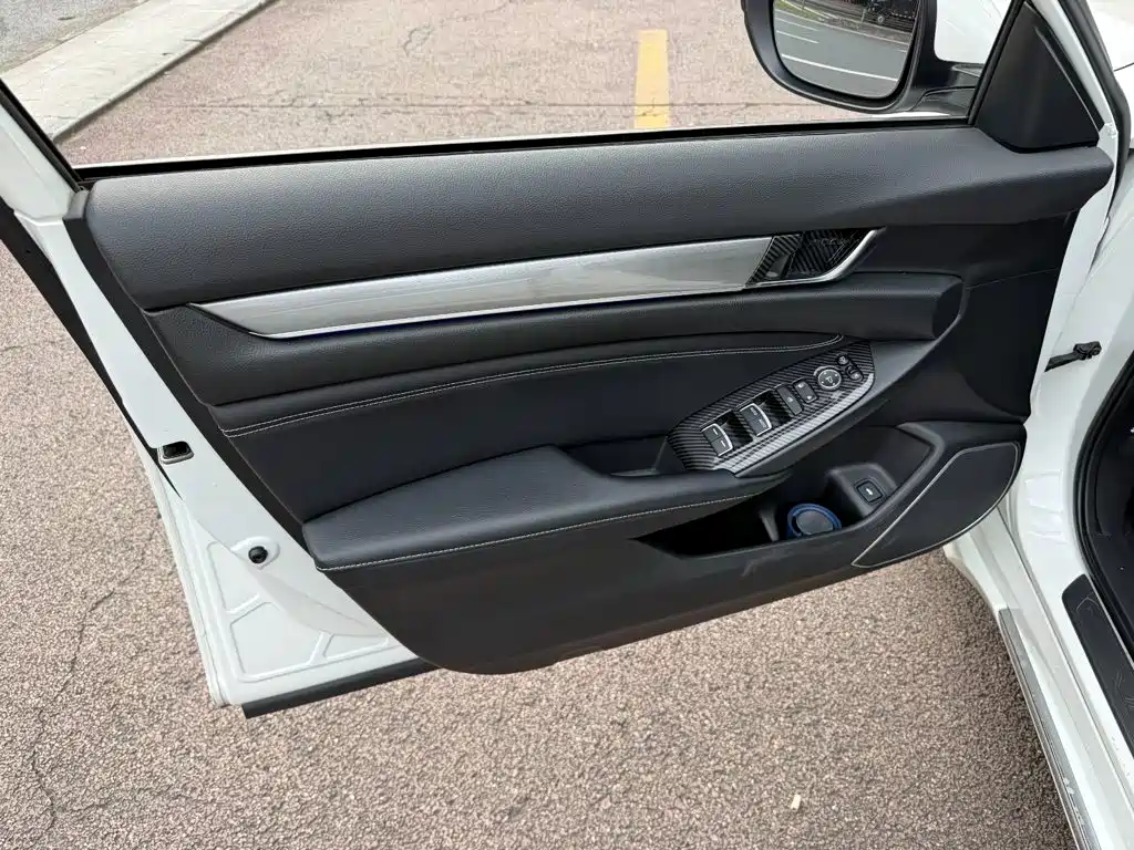 Honda Inspire — миниатюра 6