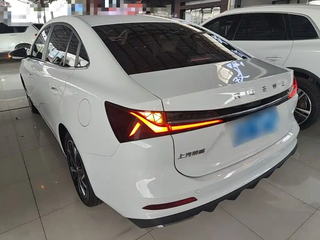 Roewe i5 — миниатюра 5