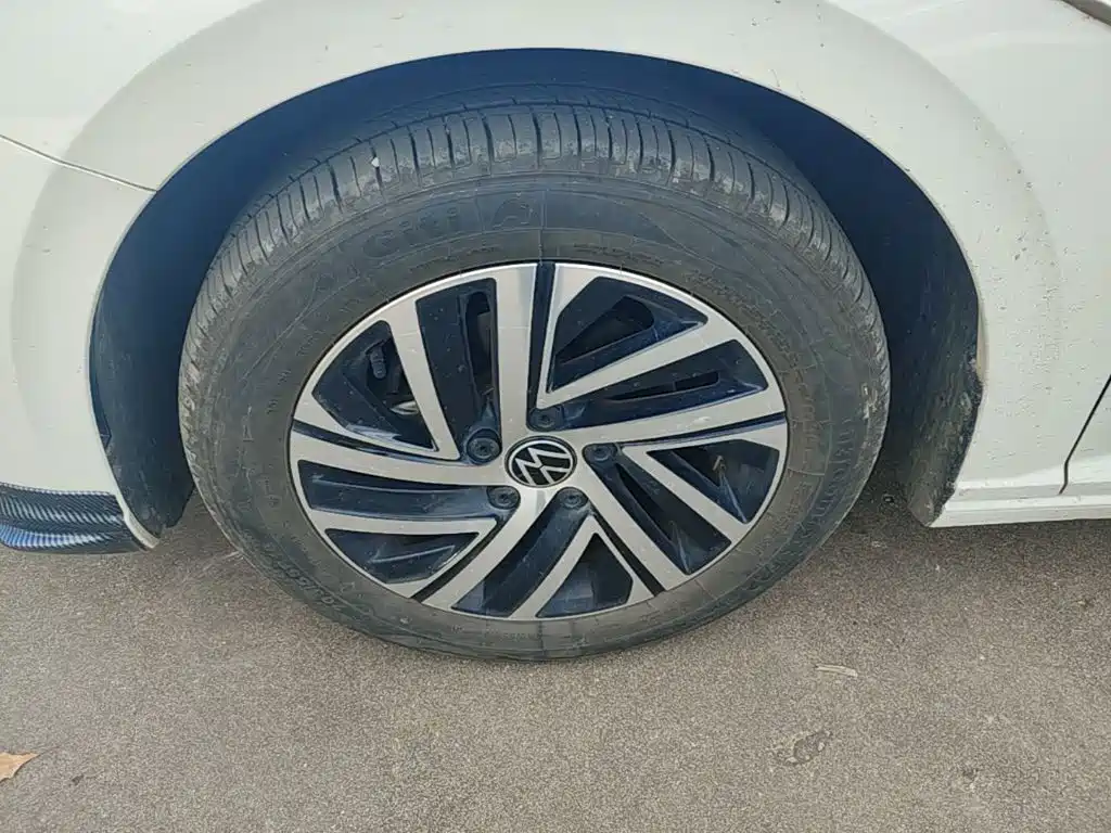 Volkswagen Lavida — миниатюра 23