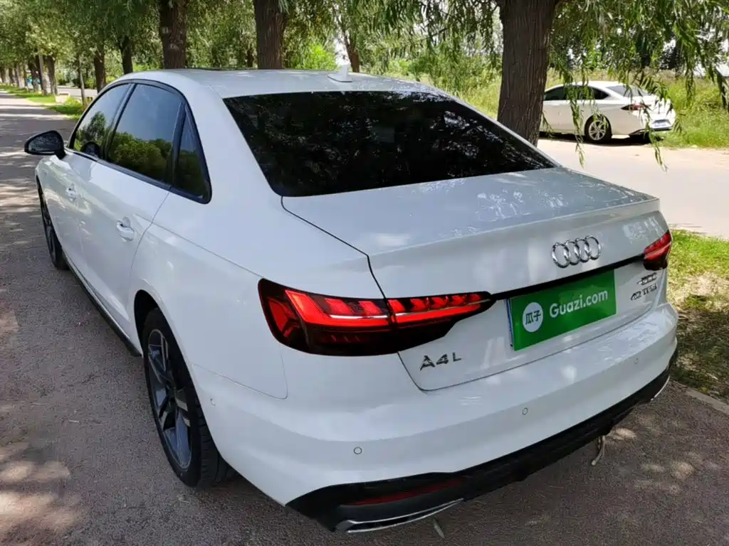 Audi A4L — миниатюра 5