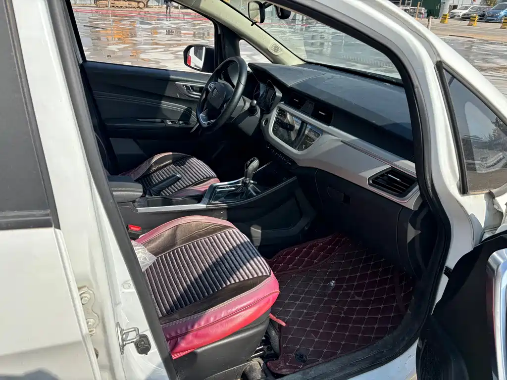 Geely Vision X3 — миниатюра 4