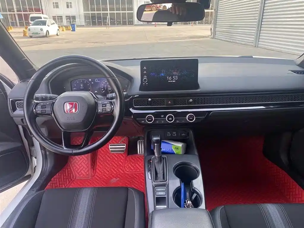 Honda Civic 2023 HATCHBACK 240TURBO CVT