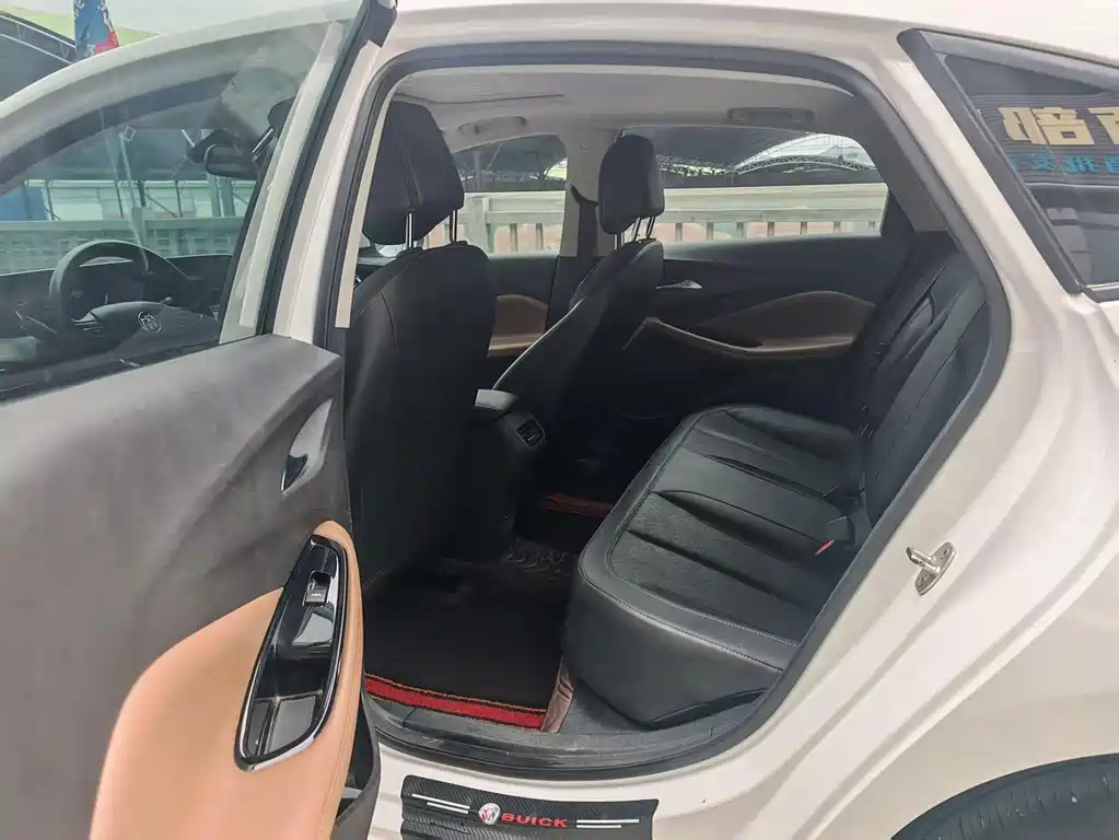 Buick Verano — миниатюра 8