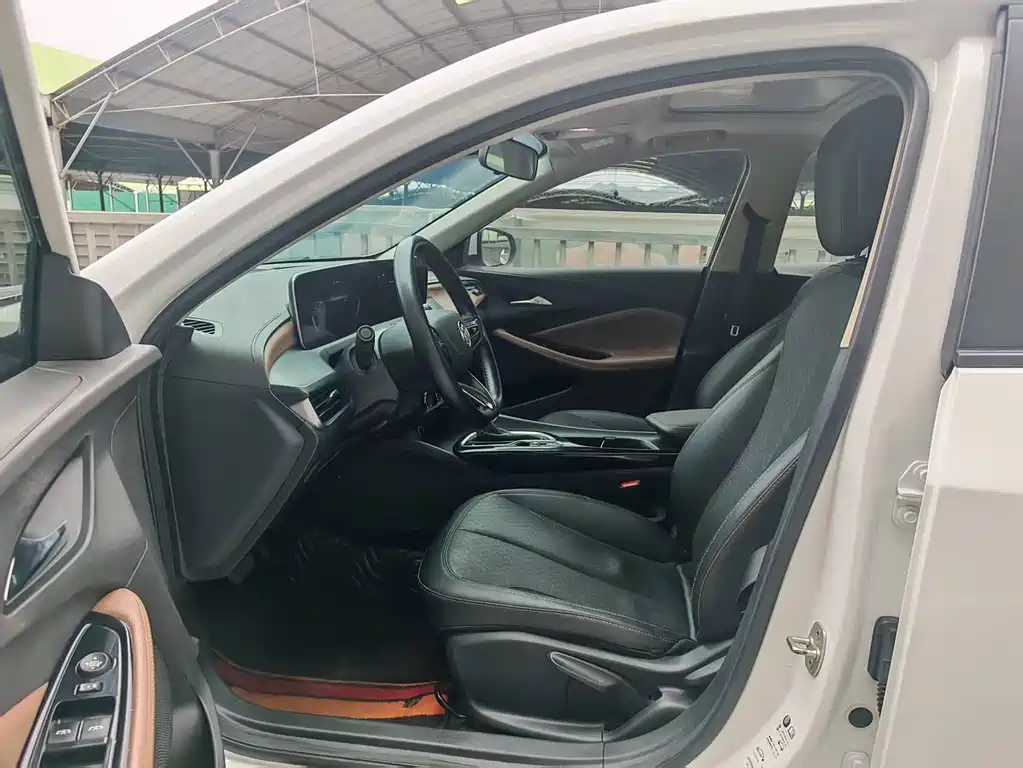 Buick Verano — миниатюра 7