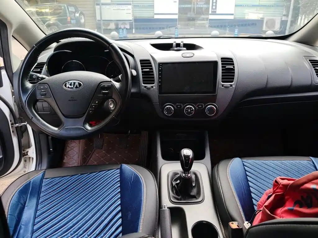 Kia K3 — миниатюра 10