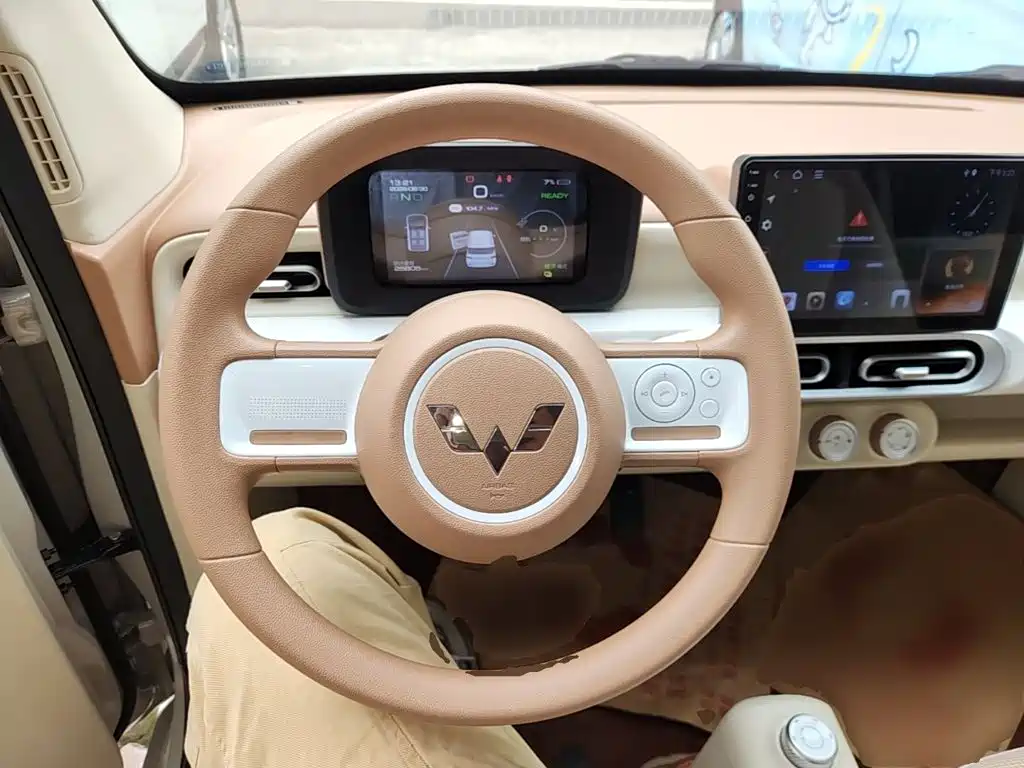 Wuling MINIEV — миниатюра 11
