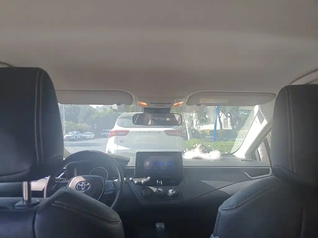 Toyota Corolla — миниатюра 14