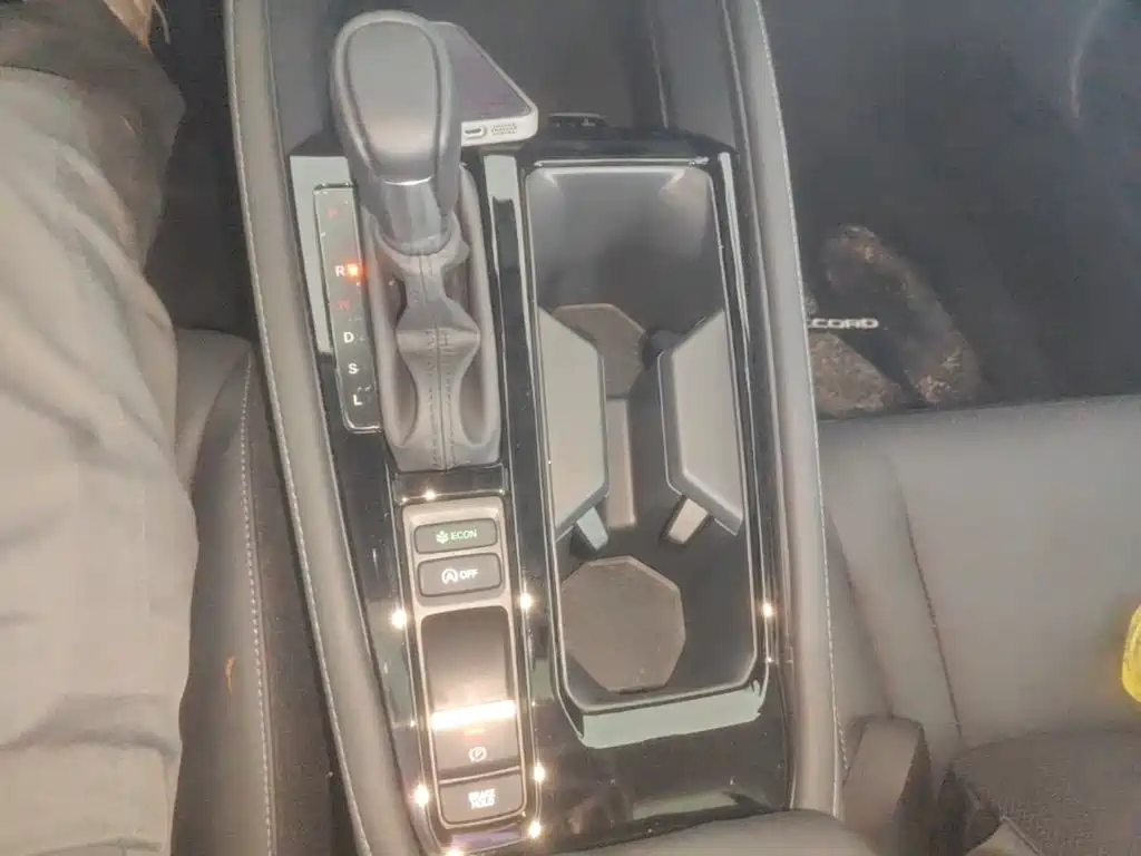 Honda Accord — миниатюра 14