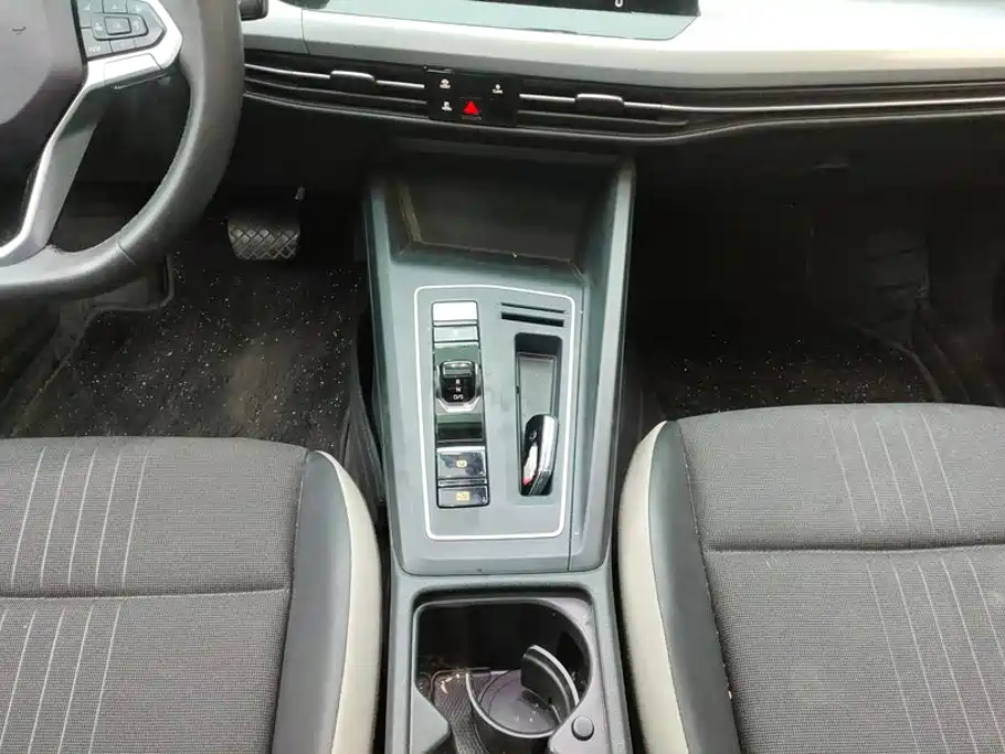 Volkswagen Golf — миниатюра 16