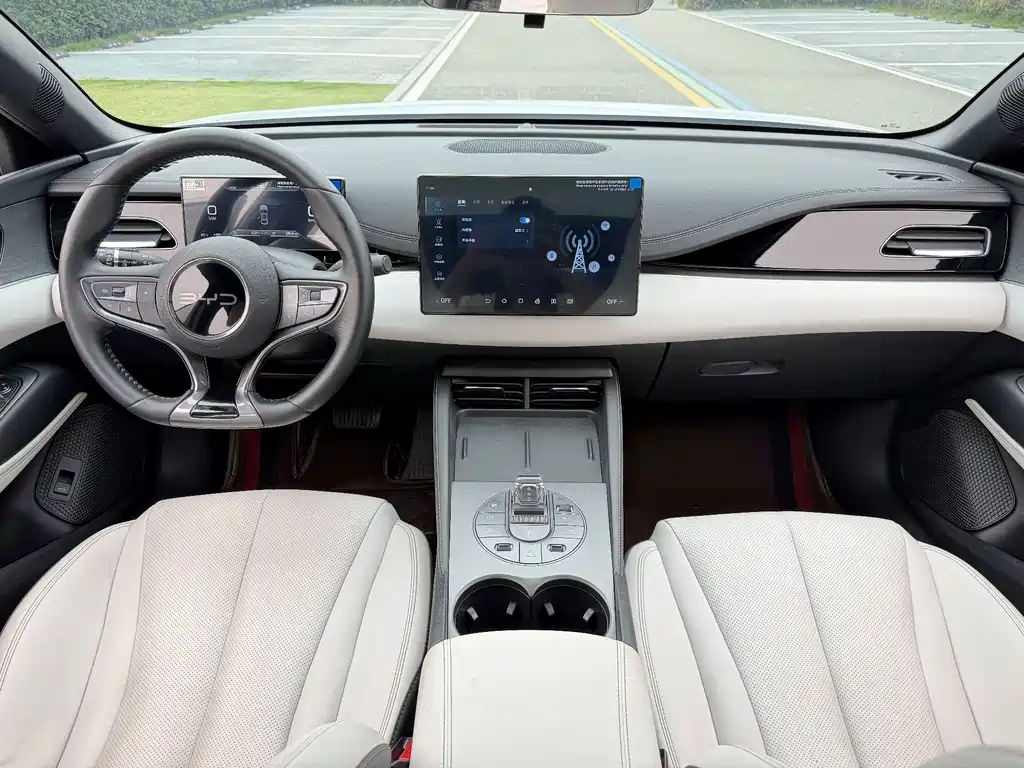 BYD Seal 06 — миниатюра 10