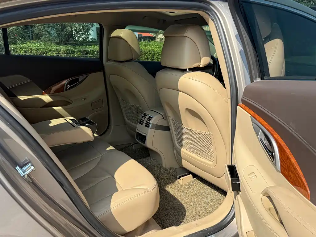 Buick LaCrosse — миниатюра 15