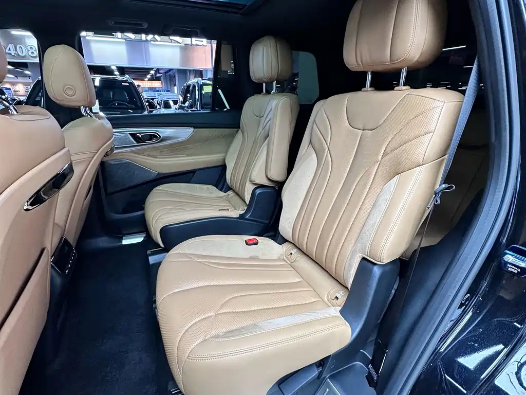 GAC Motor Trumpchi GS8 — миниатюра 31