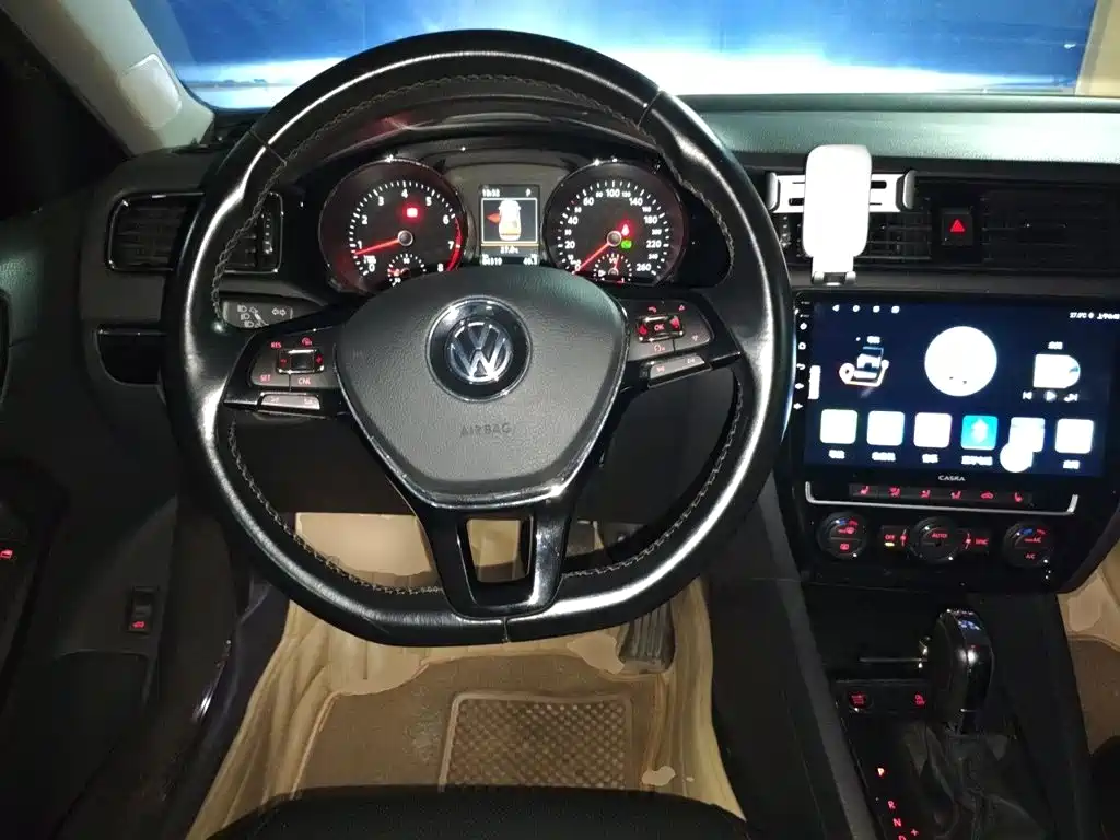 Volkswagen Sagitar — миниатюра 11