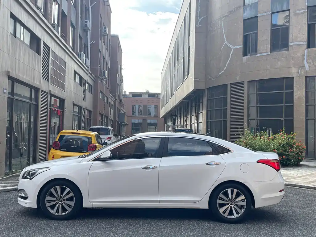 Hyundai Mistra — миниатюра 2